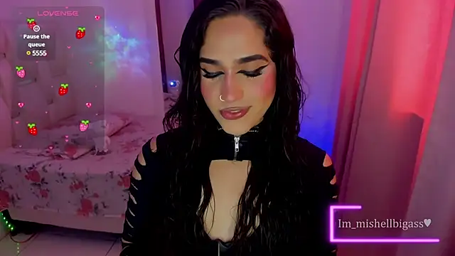 Snapshot of im_mishellbigass chatting on January 19, 3:42 pm im mishellbigass online show from January 19, 3:42 pm