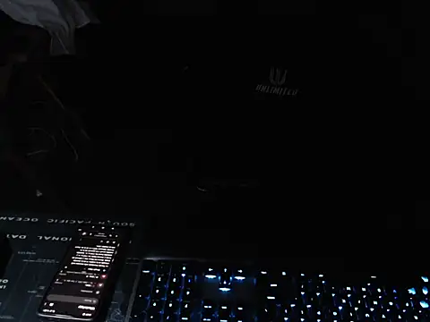 thealfawolf01 online show from April 17, 2:36 am