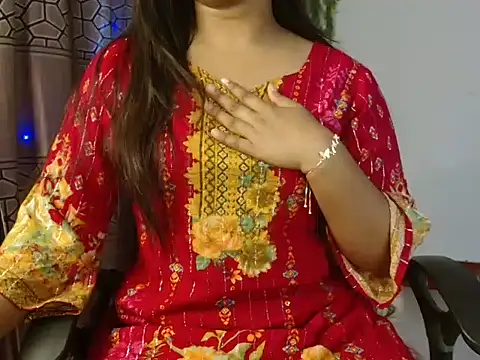 Snapshot of Unlucky-flowers chatting on February 19, 4:44 am Unlucky-flowers online show from February 19, 4:44 am