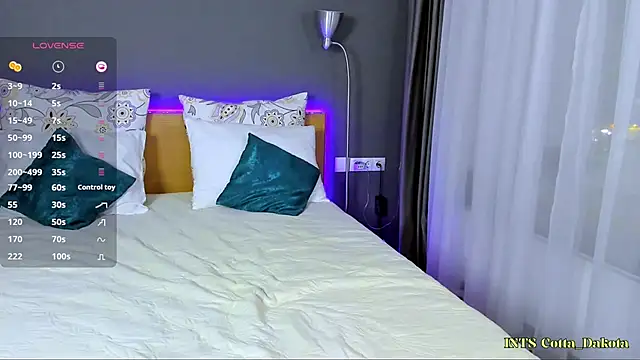 PannaDakota online show from February 4, 3:15 pm