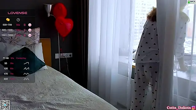 PannaDakota online show from February 14, 6:02 am