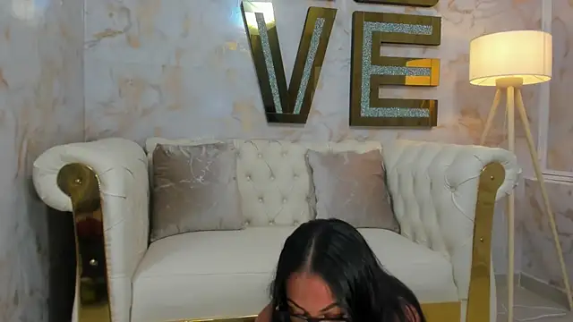 Snapshot of hanna_slut_ chatting on October 3, 10:23 am hanna slut online show from October 3, 10:23 am