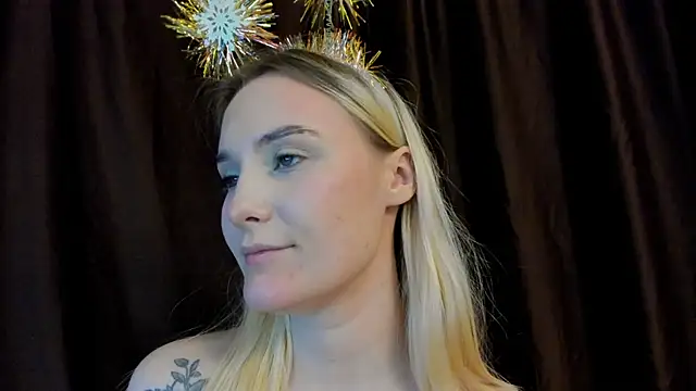 Snapshot of ixsi chatting on December 24, 2:01 pm ixsi online show from December 24, 2:01 pm