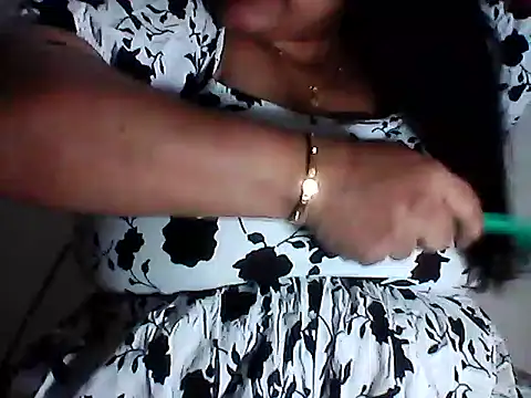 smile pretty online show from January 7, 4:59 pm