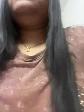 smile pretty online show from March 11, 6:08 pm