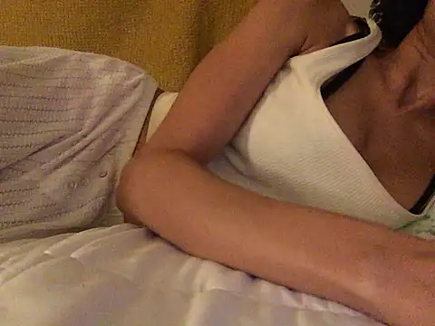 loveofbea online show from January 3, 12:00 am