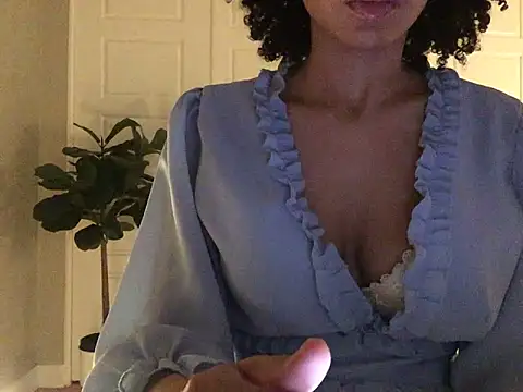 loveofbea online show from January 29, 4:58 am