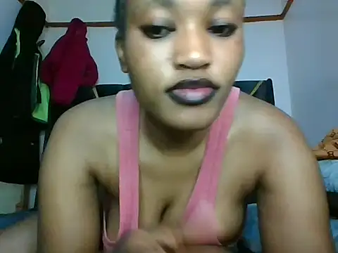 Snapshot of cutenipples chatting on February 17, 1:40 pm cutenipples online show from February 17, 1:40 pm