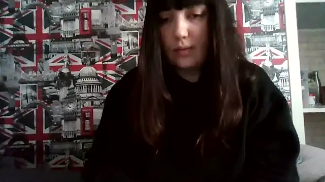 Lynylou online show from January 7, 12:51 pm