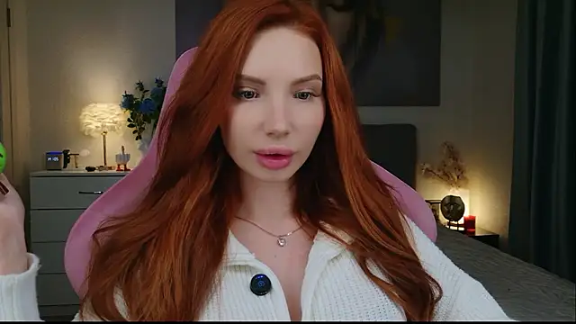 JudyWalkerr online show from March 25, 3:18 pm