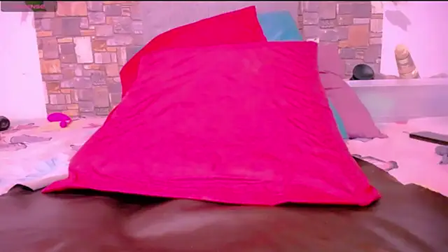 CrazyRousex online show from June 21, 5:04 pm