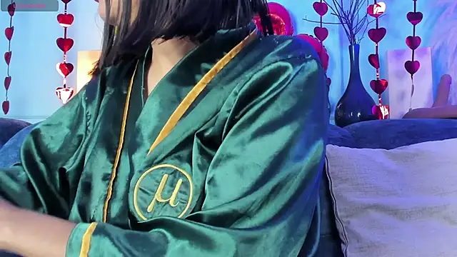 Elizabeth VonSweet online show from February 3, 12:32 pm