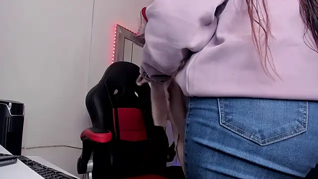 angel hardy dl online show from February 21, 12:49 am