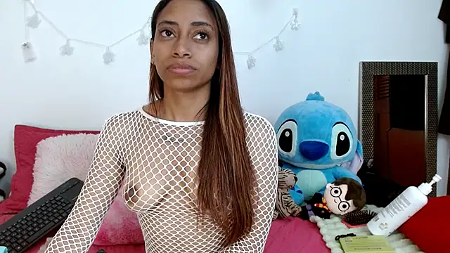 kendallsweet7 online show from February 19, 8:10 pm