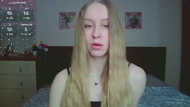 Lily  Devil online show from February 28, 1:23 pm