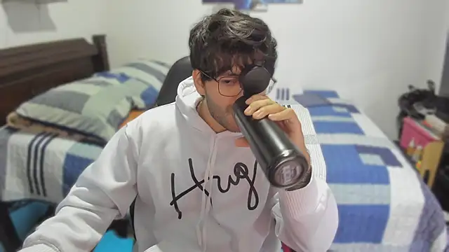 justin stark7 online show from March 14, 11:22 pm