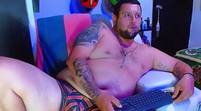 Snapshot of Michaell_Myerss_ chatting on March 4, 10:16 pm Michaell Myerss  online show from March 4, 10:16 pm