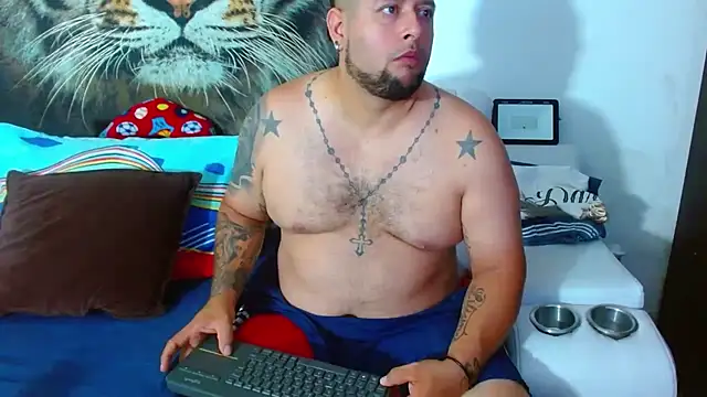 Michaell Myerss  online show from October 29, 1:46 pm