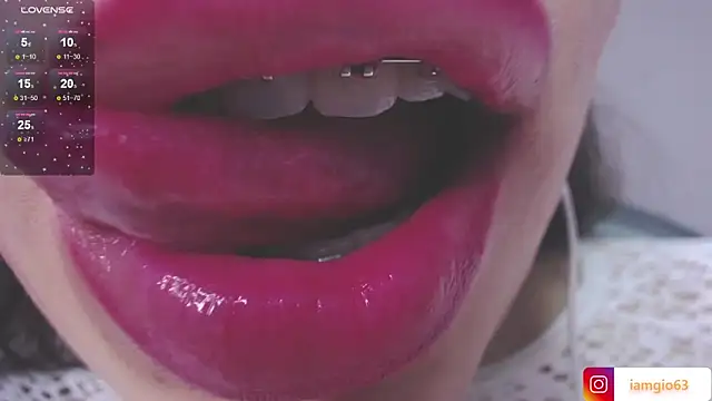 Georgina 1t online show from February 24, 11:32 am