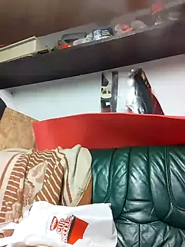 Snapshot of Rejtelmesest chatting on December 20, 4:36 pm Rejtelmesest online show from December 20, 4:36 pm