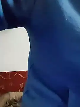 Snapshot of Rejtelmesest chatting on January 3, 9:15 am Rejtelmesest online show from January 3, 9:15 am