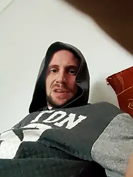 Snapshot of Rejtelmesest chatting on January 28, 8:25 am Rejtelmesest online show from January 28, 8:25 am