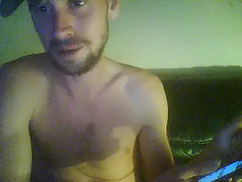 Snapshot of Rejtelmesest chatting on March 19, 1:32 am Rejtelmesest online show from March 19, 1:32 am