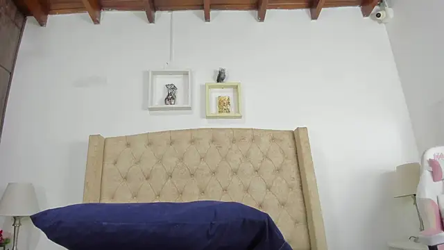 allisson m online show from March 17, 12:04 pm