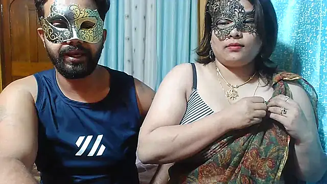 Cutehornycouples online show from March 17, 7:15 pm