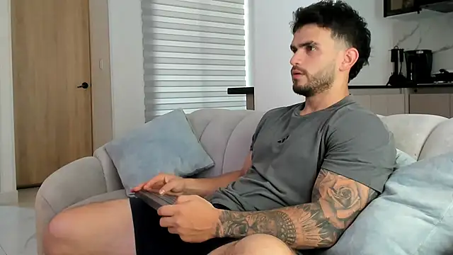 Ricardogo19 online show from March 2, 2:13 pm