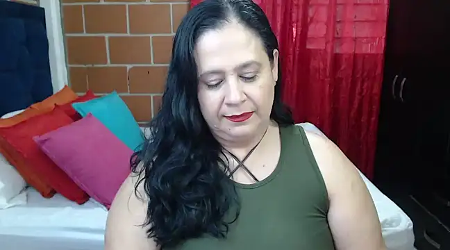 Snapshot of karlaton1977 chatting on January 29, 8:56 pm karlaton1977 online show from January 29, 8:56 pm