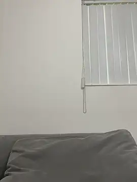 brookehoneynina online show from October 4, 7:34 pm