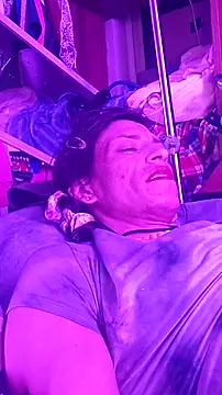 gurlnips online show from December 15, 4:06 am