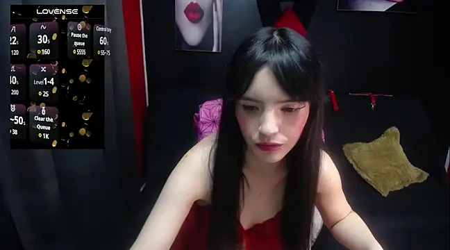 Snapshot of sailor_moon07 chatting on February 26, 6:32 pm sailor moon07 online show from February 26, 6:32 pm