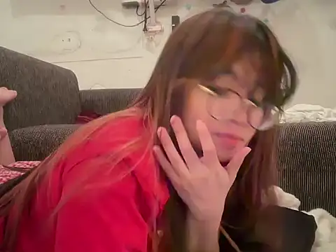 Pinkyrose111 online show from February 14, 8:33 am