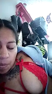 Tiphanydirty3 online show from March 18, 8:45 pm