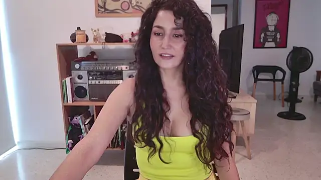 AndreaGomez88 online show from April 11, 8:02 pm