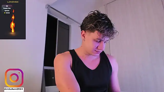 DerekOlsen online show from October 24, 2:41 am