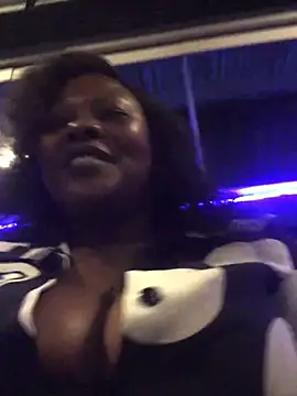 Snapshot of 1Blackertheberry1 chatting on January 21, 9:15 pm 1Blackertheberry1 online show from January 21, 9:15 pm