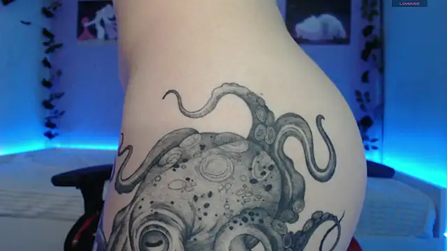 Scarlettsrorm online show from March 6, 8:30 am