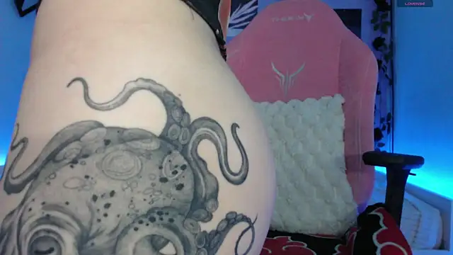 Scarlettsrorm online show from March 9, 5:11 am