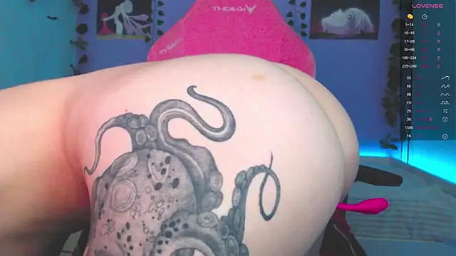 Scarlettsrorm online show from September 15, 5:07 am