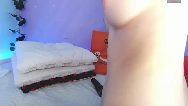 Scarlettsrorm online show from October 11, 5:17 am