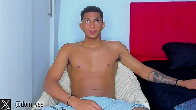 Snapshot of dominic_smith_ chatting on March 1, 2:04 am dominic smith  online show from March 1, 2:04 am