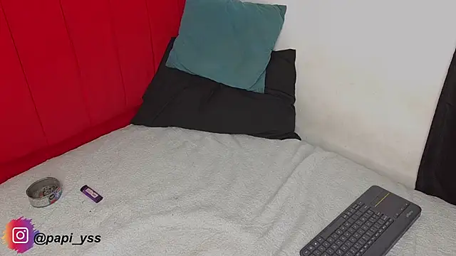 Snapshot of dominic_smith_ chatting on March 13, 3:44 am dominic smith  online show from March 13, 3:44 am