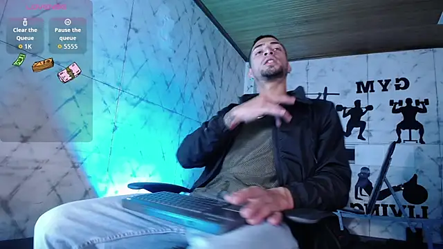 DrakeNeumann online show from December 19, 3:46 am