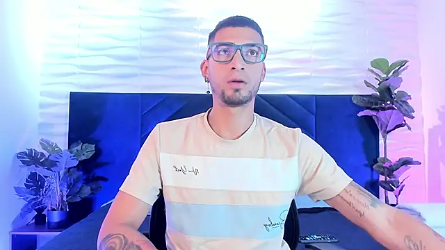 DrakeNeumann online show from February 9, 3:21 am