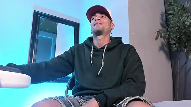 DrakeNeumann online show from April 1, 3:51 am