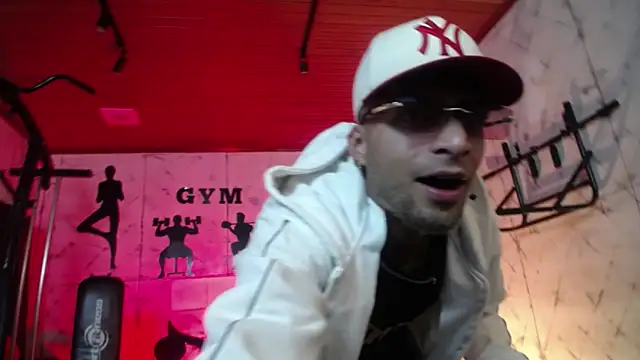 DrakeNeumann online show from April 7, 3:29 am