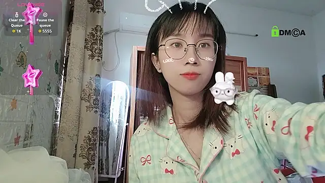 Lili 666 online show from October 31, 1:50 am